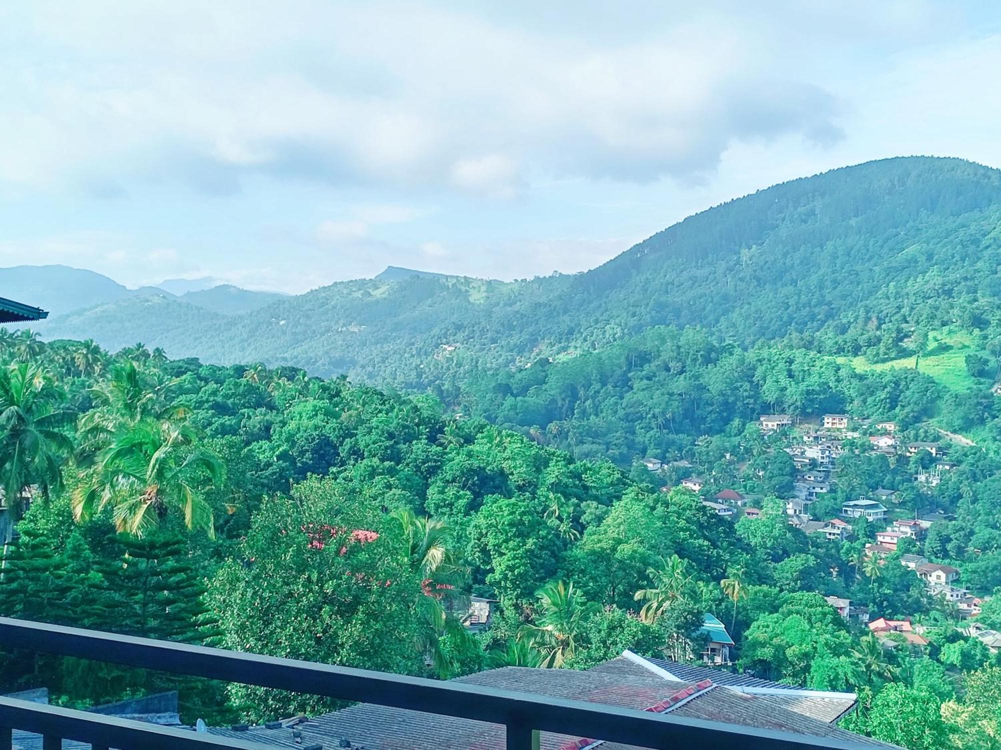 Mountain View 호텔 캔디 외부 사진