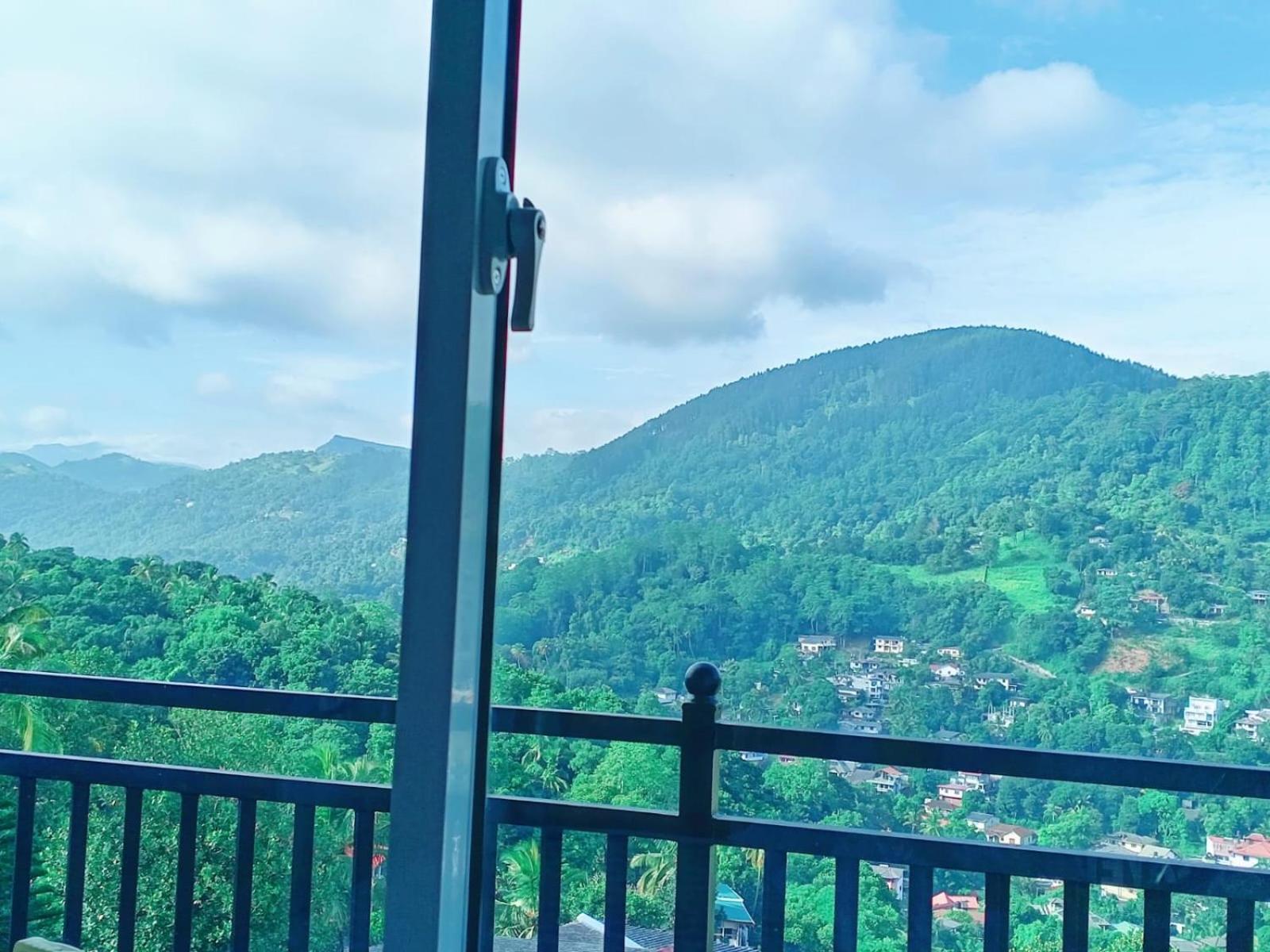 Mountain View 호텔 캔디 외부 사진