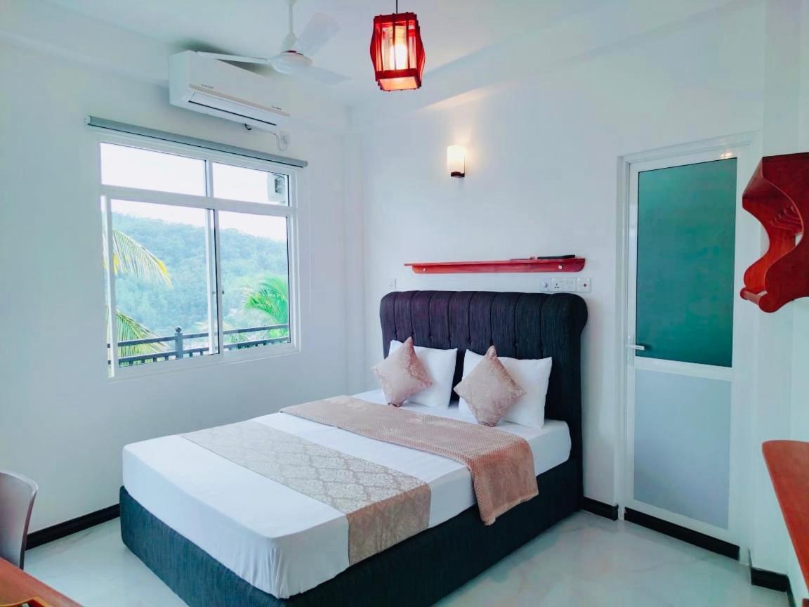 Mountain View 호텔 캔디 외부 사진